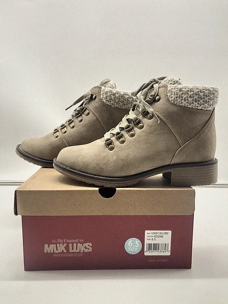 MUK LUKS Women's Hiker Denali Boot Stone Size 6.5 New in Box *